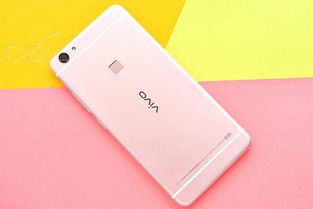 華為與OPPO、vivo的智能手機(jī)對決 技術(shù)、市場與未來之戰(zhàn)
